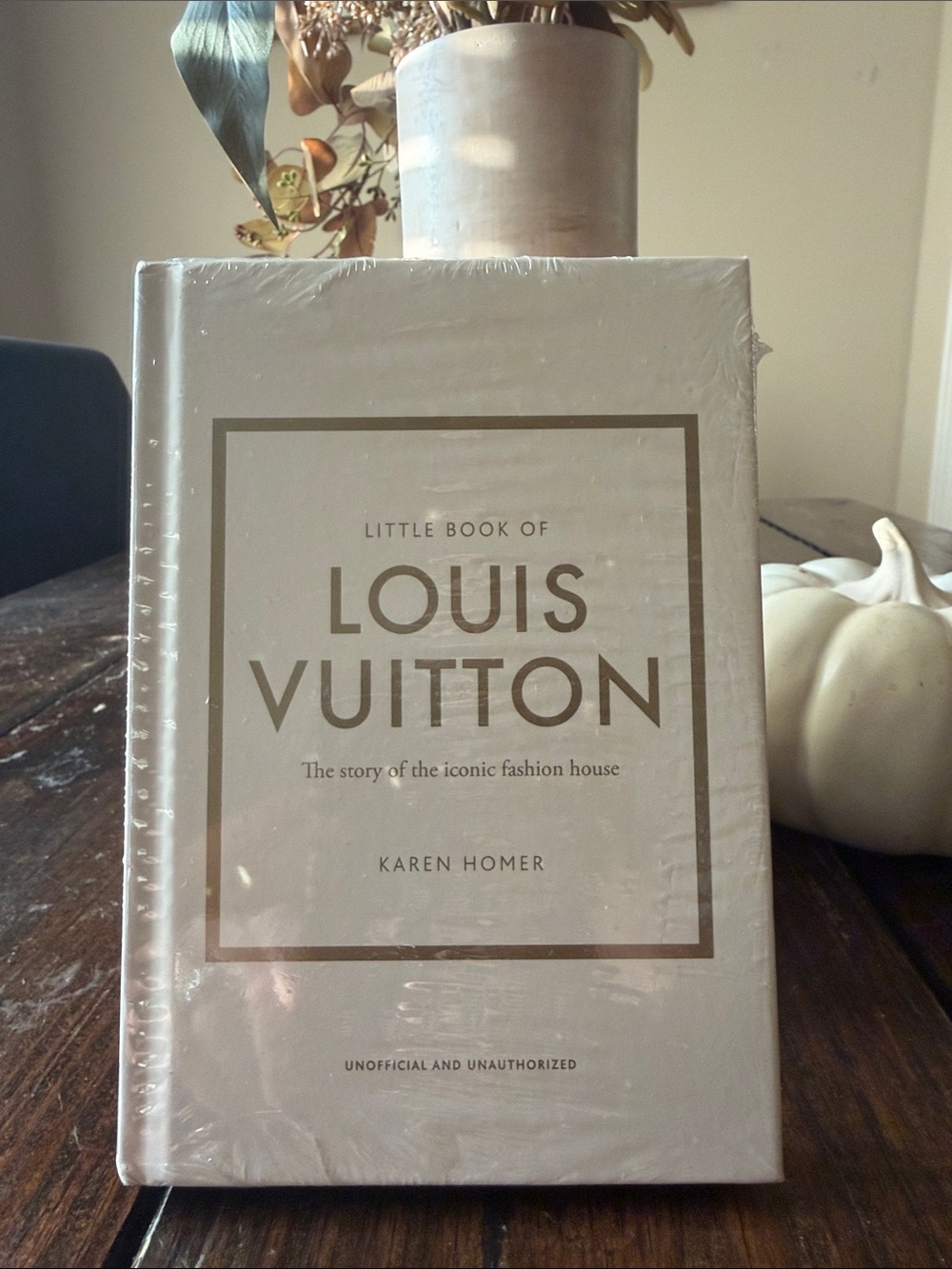 Louis Vuitton Book Small